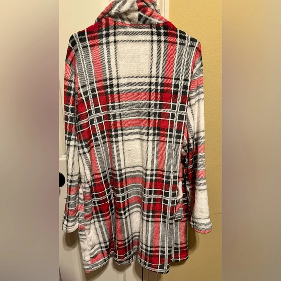 Mythology White Red Black Plaid Robe (Missing Belt) Sz One Size Fits Most - Picture 8 of 10
